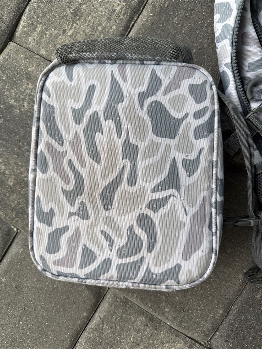 BURLEBO Gray & White Camo Kids Backpack with Matching Lunchbox - Picture 3 of 6